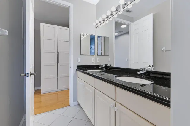 Evergrene Palm Beach Gardens Residence photo 19