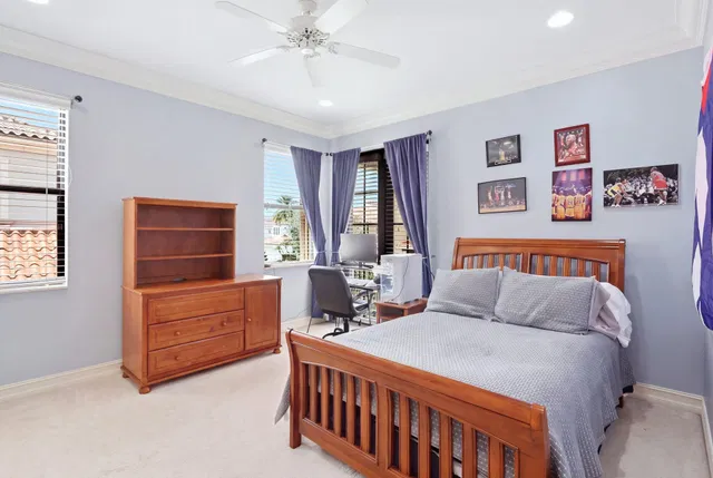  Residence photo 22