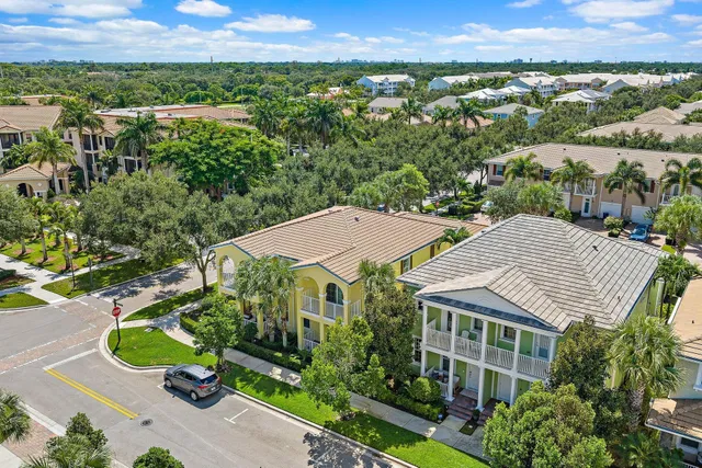 Residence photo 9