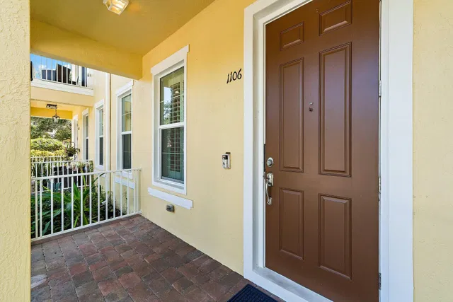 Residence photo 16