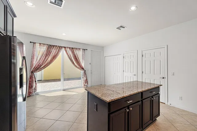 Residence photo 30