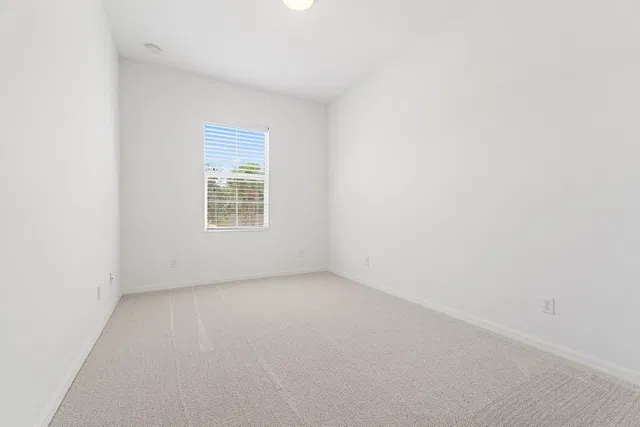 Residence photo 49