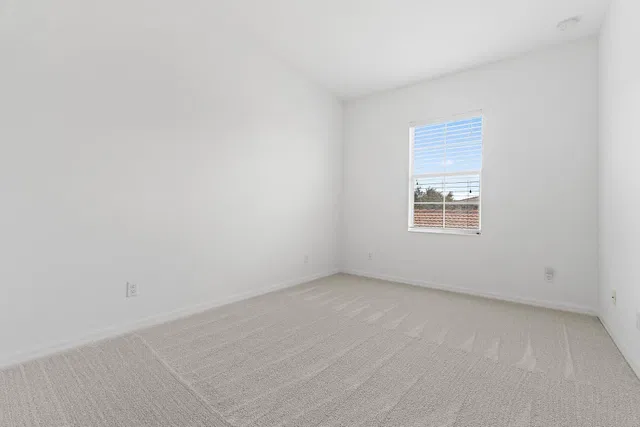 Residence photo 52