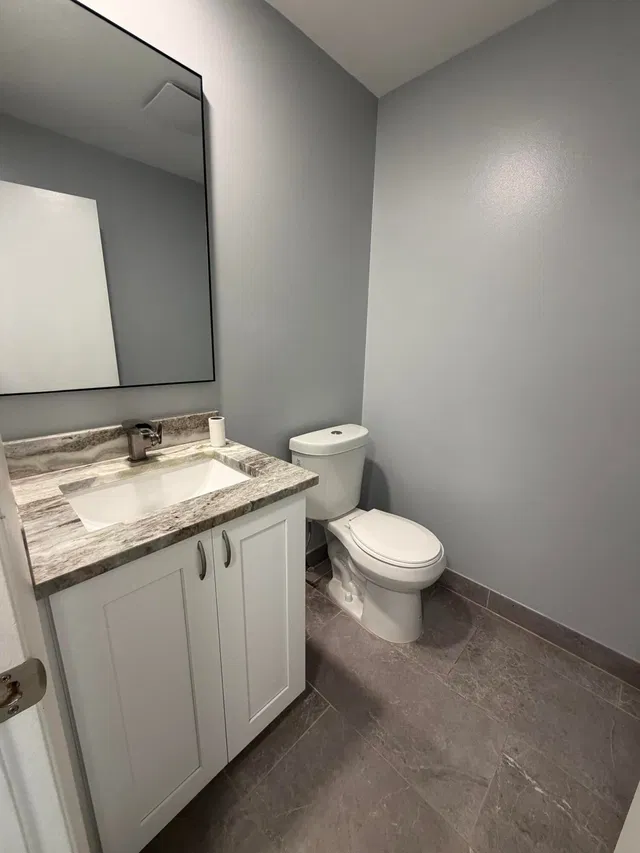  Unit B photo 10