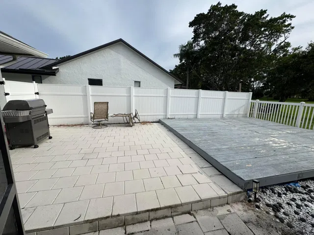 Residence photo 2