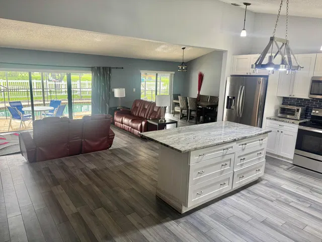 Residence photo 7