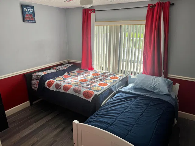 Residence photo 12