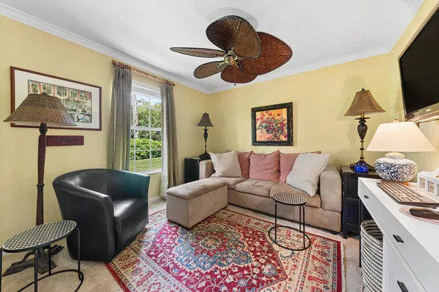  Residence photo 18