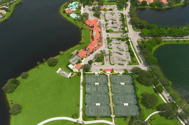  Residence photo 57
