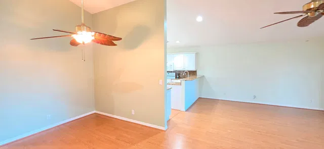  Residence photo 8