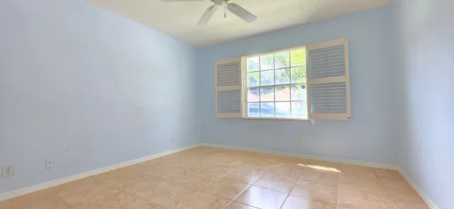  Residence photo 36