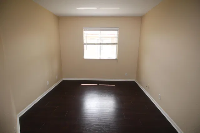  Residence photo 14