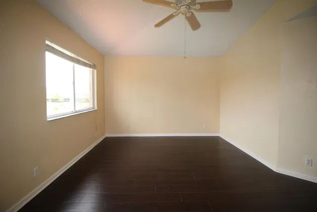  Residence photo 27
