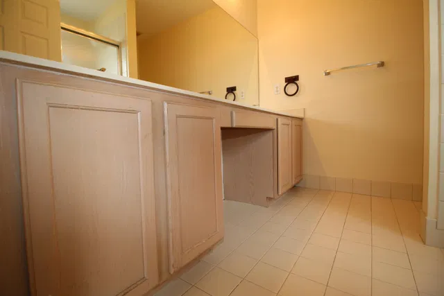  Residence photo 30