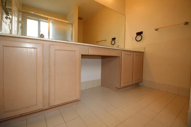  Residence photo 34