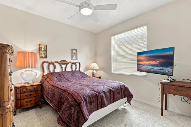  Residence photo 30