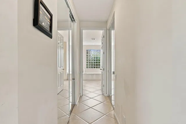  Residence photo 35