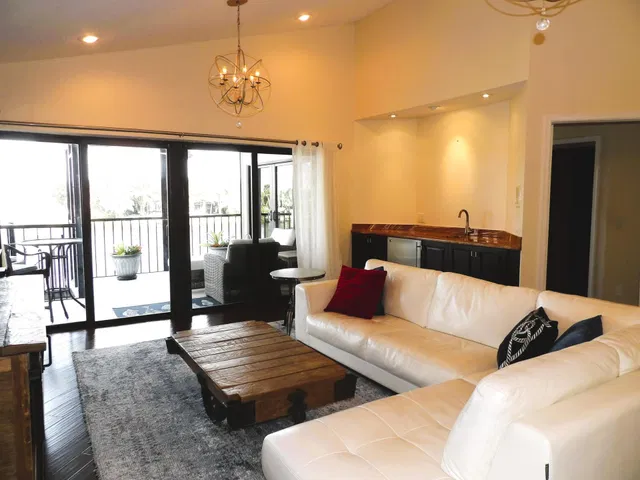  Residence photo 11