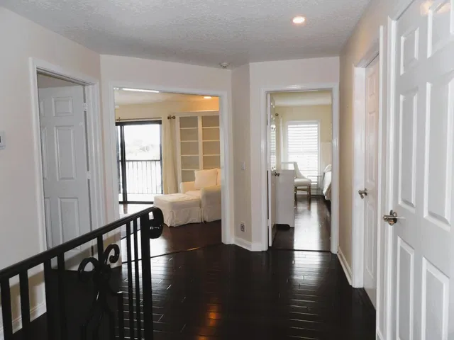  Residence photo 22