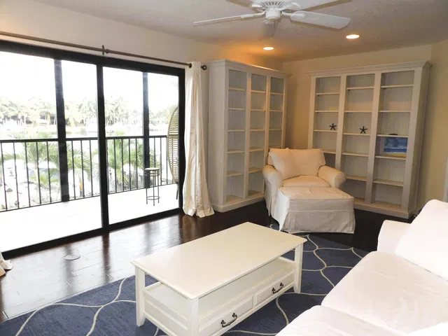  Residence photo 25