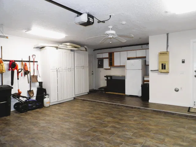  Residence photo 37