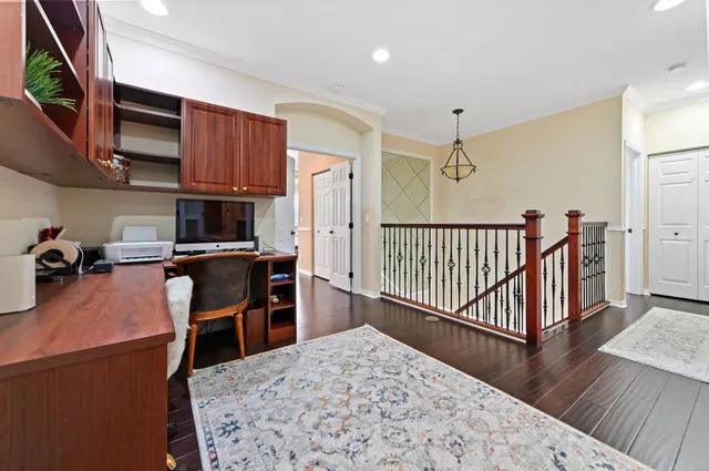 Residence photo 18