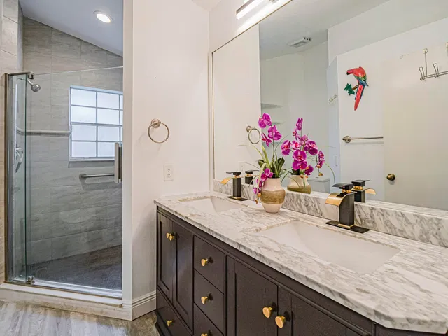  Residence photo 21