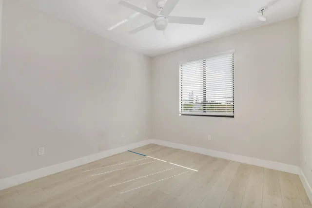  Residence photo 18