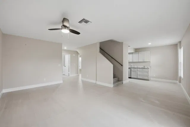  Residence photo 11
