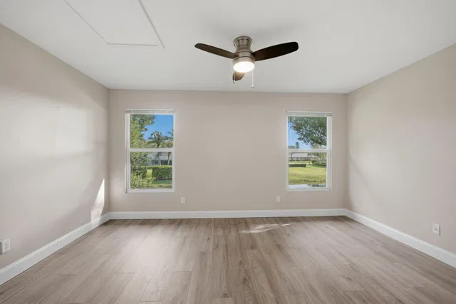  Residence photo 18