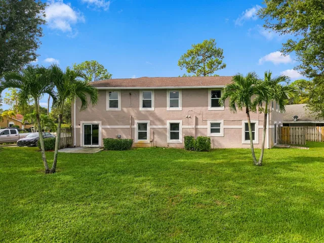  Residence photo 25