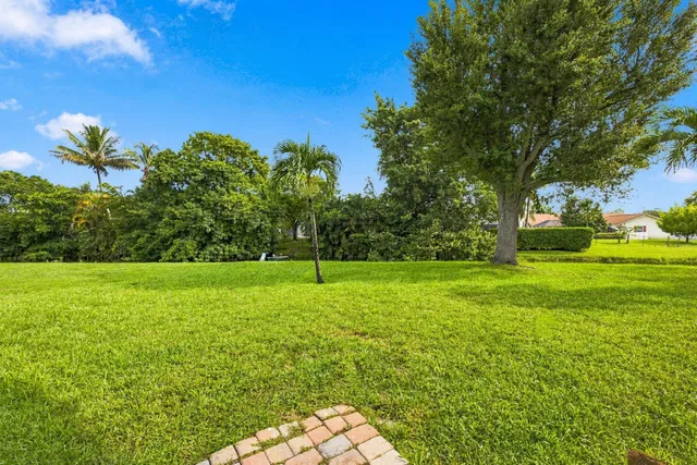  Residence photo 26