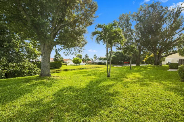 Residence photo 22