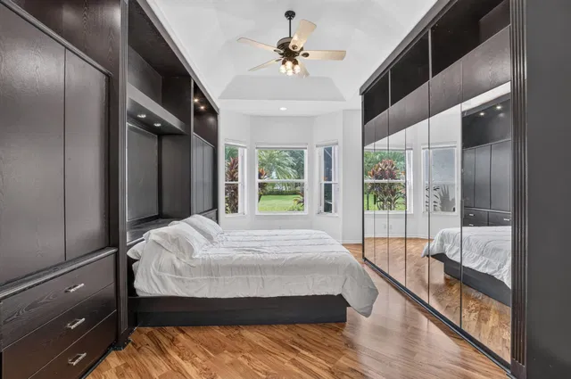 Residence photo 33