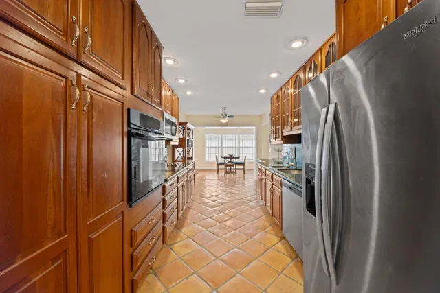 Residence photo 6