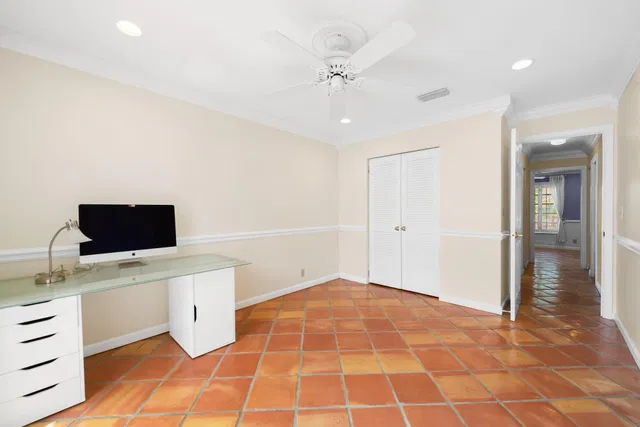 Residence photo 20