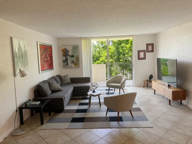 Boca Raton Unit 4P photo 3