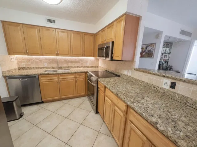 Boca Raton Unit 4P photo 6