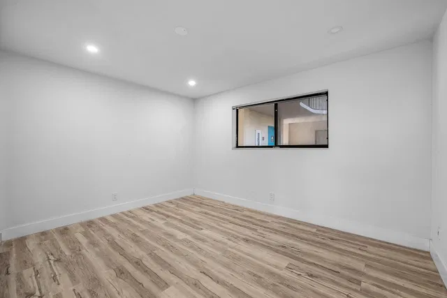 Unit 105 photo 7
