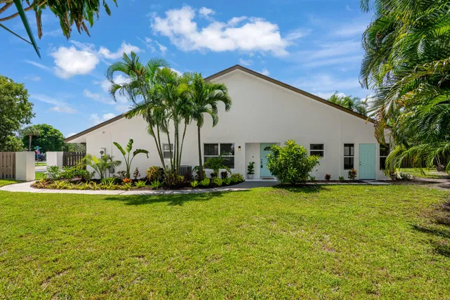 Residence photo 6