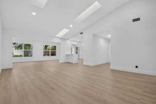 Residence photo 10
