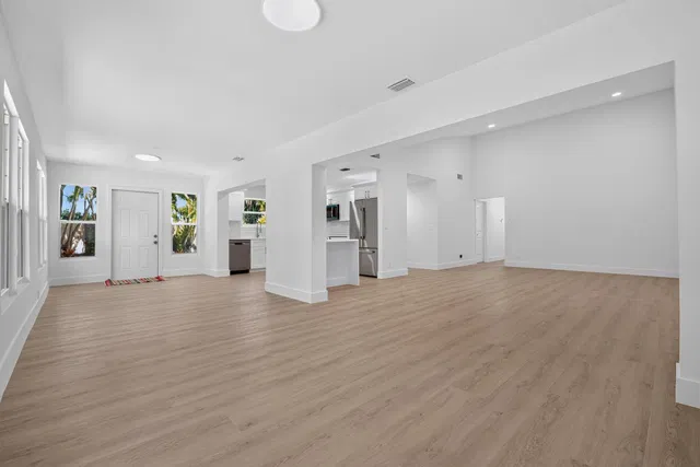 Residence photo 12