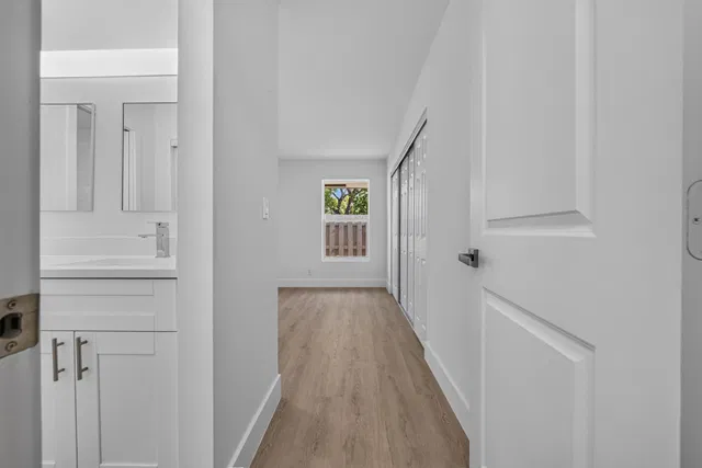 Residence photo 19