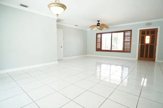 Palm Beach Shores Residence photo 5