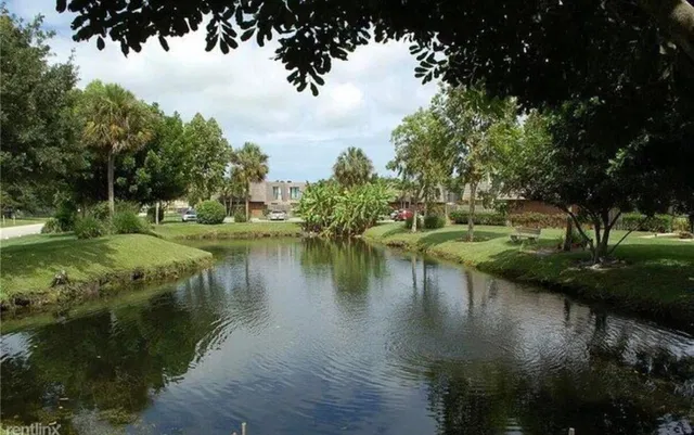 Residence photo 12
