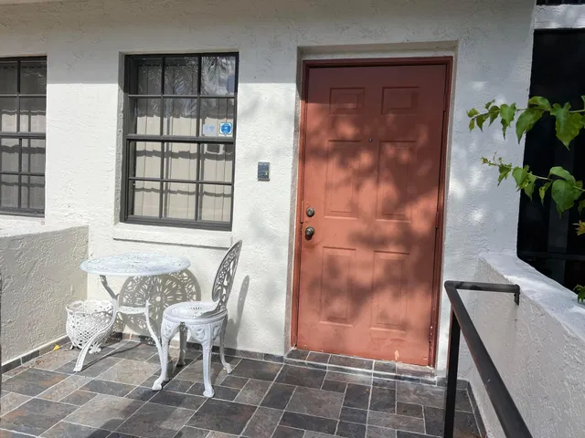 Unit 204 photo 15