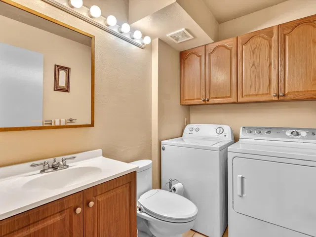 Unit 45B photo 12