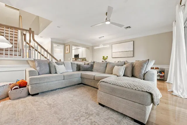  Residence photo 19