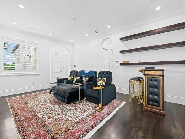 Residence photo 67