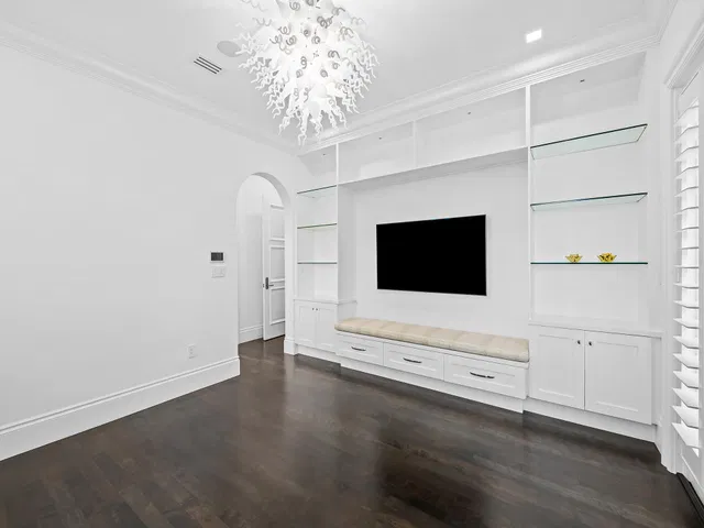 Residence photo 78